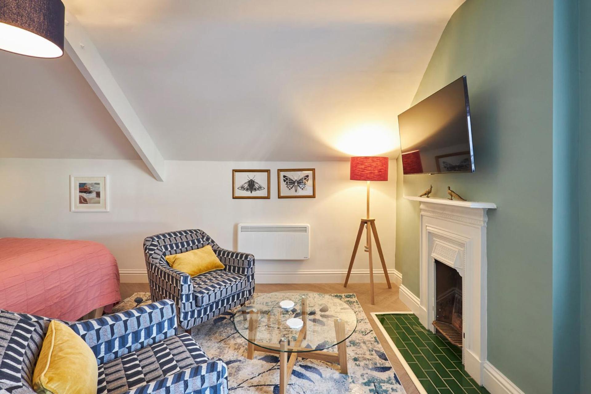وولر Arlington House Hotel - Self Check-In Suites المظهر الخارجي الصورة